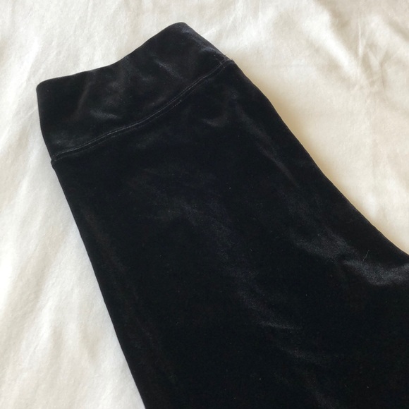 Suede style black leggings - Picture 2 of 3